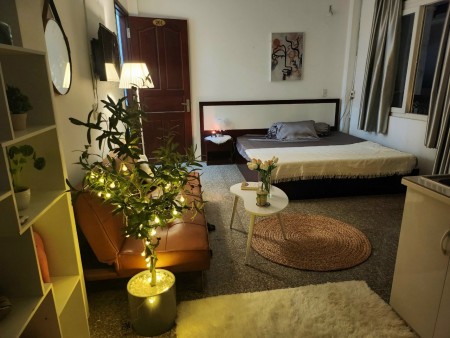 Studio bancon cực chill nằm gần Lotte quận 7, 27m2