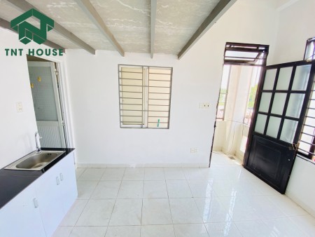 Phòng trọ SV giá rẻ đường Nguyễn Quang Bích gần chợ Hoàng Hoa Thám, 25m2