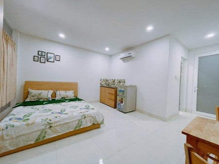 CHO THUÊ PHÒNG STUDIO FULL NỘI THẤT GẦN CÔNG VIÊN LÀNG HOA, 25m2