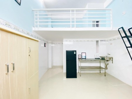 Phòng sạch sẽ thoáng mát có sẵn máy lạnh không giới hạn người ở, 25m2