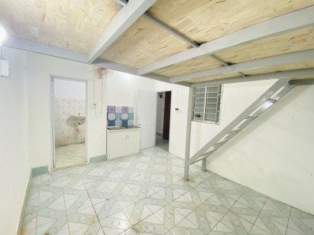 ️ Thuê Phòng Giá Tốt xát bên, trường Cao Đẳng Y Khoa Phạm Ngọc Thạch, 20m2