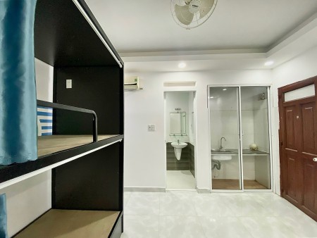 Cho thuê phòng giá rẻ có máy lạnh Tân Bình., 24m2
