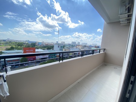 Căn hộ mặt tiền đường gần cổng KCN Tân Bình, 30m2