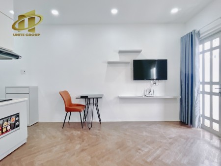 Căn hộ dịch vụ, nội thất cao cấp toạ lạc tại KDC Nam Long, Trần Trọng Cung Quận 7, 35m2
