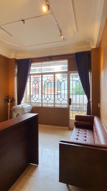 1PN bancon máy giặt riêng đối diện công viên Khánh Hội Q4, 45m2