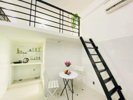 Cho thuê phòng giá rẻ gần trung tâm, sân bay khu vực Tân Bình!!!, 24m2