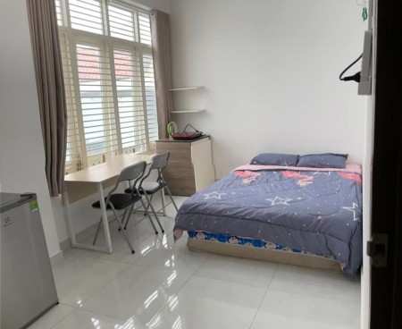 Cho thuê phòng rộng thoải mái có bancol Tân Bình!!, 27m2