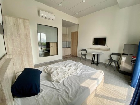 Cho thuê phòng có nội thất , giá rẻ khu vực trung tâm Tân Bình!!!, 28m2