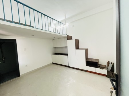 Cho thuê phòng khu vực trung tâm, giá rẻ Tân phú!!????, 25m2