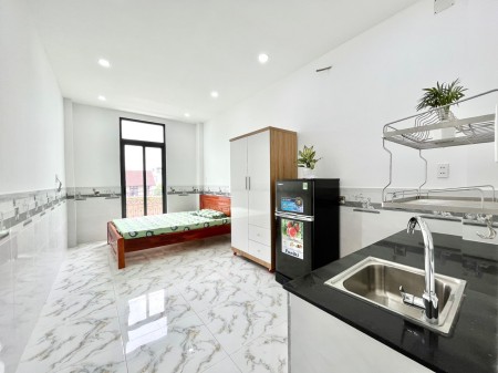 CHO THUÊ PHÒNG TRỌ BANCOL FULL NỘI THẤT, 25m2