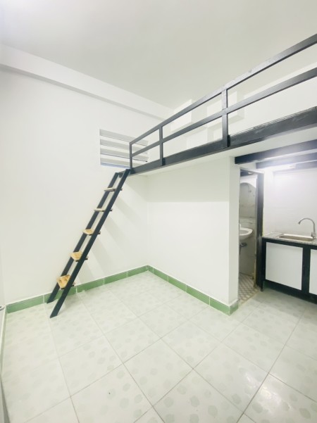 PHÒNG TRỌ GIÁ RẺ CÓ GÁC GIỜ GIẤC TỰ DO TẠI TÂN BÌNH, 25m2