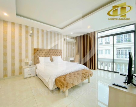 CĂN HỘ FUll NTHẤT, BANCONL, BẾP XA GIƯỜNG, 30m2