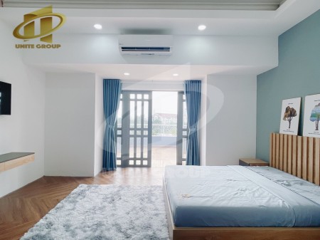 Căn Hộ 1 phòng ngủ riêng 50m2 + ban công 20m2 gần Vincom quận 7, 60m2