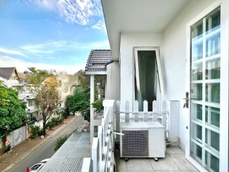 2PN bancon ngay KDC Nam Long gần KCX Tân Thuận, ĐH UFM Q7, 80m2
