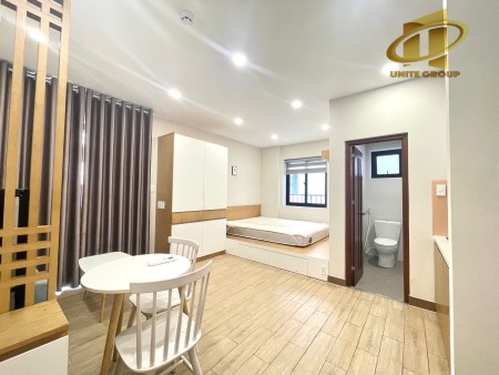Studio bancon full nội thất ngay Lotte Quận 7, 30m2