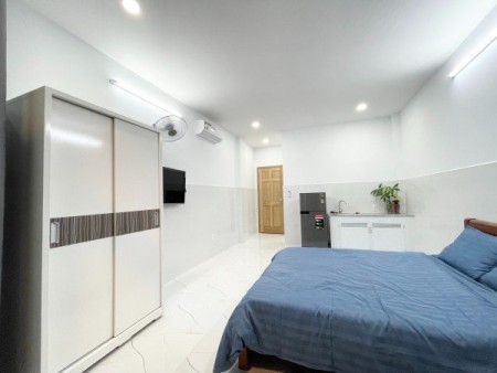 Căn hộ ban công phong phú, full nội thất Tân Quy ,Q7, 35m2
