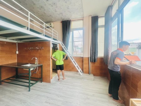 CĂN HỘ DUPLEX FULL KÍNH QUANH NHÀ GIÁ SINH VIÊN NỘI THẤT CƠ BẢN - PHƯỜNG 4, TÂN BÌNH, 26m2