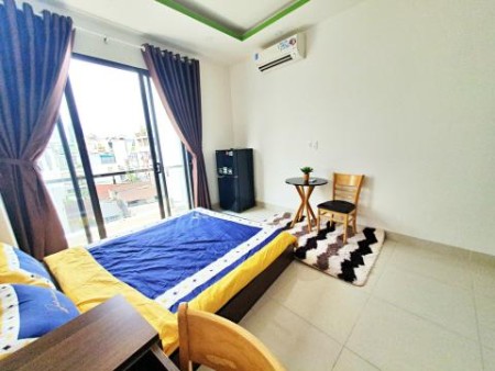 Studio quận 4 có ban công full nội thất, 25m2