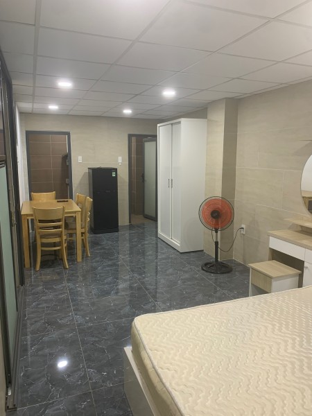Căn hộ dành cho HSSV full nội thất , phòng xinh đẹp, 35m2