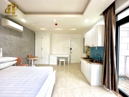 Studio cửa sổ ban công siêu hot quận 7 gần Cresent Mall Lotte, 25m2