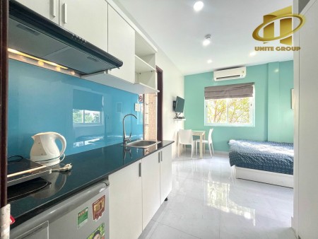 Căn hộ full nội thất cửa sổ phố người Hàn Phú Mỹ Hưng ngay SCvivo Quận 7, 40m2