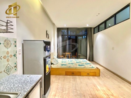 Cho thuê studio full nội thất, đầy đủ tiện nghi, cửa sổ, bancon rất thoáng mát, máy giặt riêng, 35m2