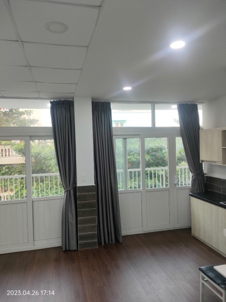 Phòng full nội thất, gần sát Lotte hướng về Q4, Q1 trung tâm, 30m2