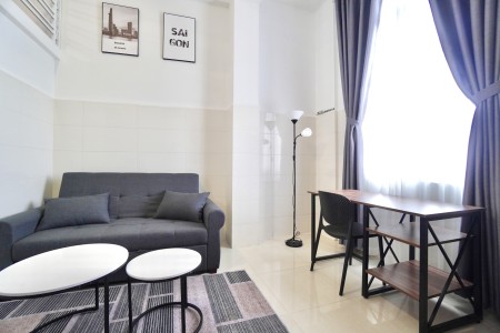 Căn hộ duplex full nội thất cửa sổ lớn sát vách quận 4 ngay quận 7, 35m2