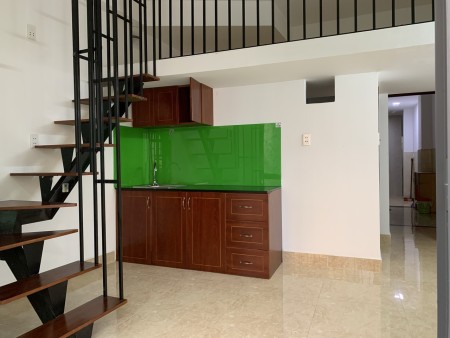 PHÒNG MỚI, GÁC Ở ĐƯỢC 2 - 3 NGƯỜI Lý Phục Man QUẬN 7, 30m2
