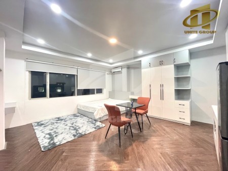 STUDIO NỘI THẤT XỊN XÒ NẰM NGAY VINCOM QUẬN 7, 30m2