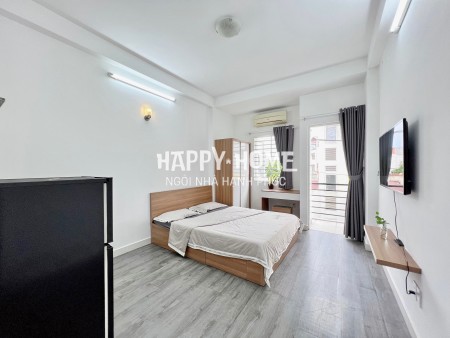 Căn hộ Q3 có ban công full Nt trên đường Trần Quang Diệu, 40m2