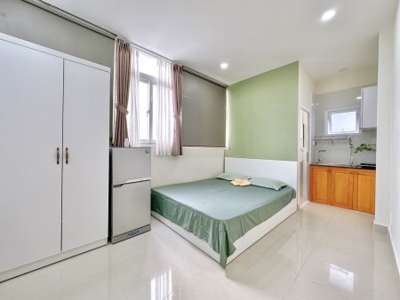 Căn hộ cửa sổ lớn cạnh giường full nội thất, gần lotte, cầu kênh tẻ, tân kiểng quận 7, 25m2