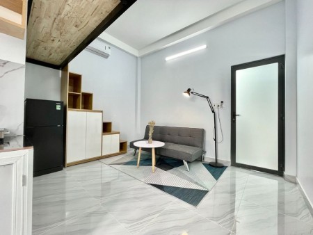 PHÒNG CAO CẤP SANG XỊN MỊN CÓ NỘI THẤT ĐỐI DIỆN THUẬN TIỆN ĐI ETOWN CỘNG HOÀ, 35m2