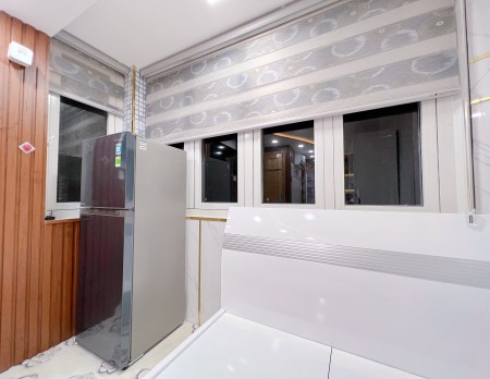 Cho thuê căn hộ cao cấp full nội thất máy lạnh Dương Bá Trạc quận 8, 35m2