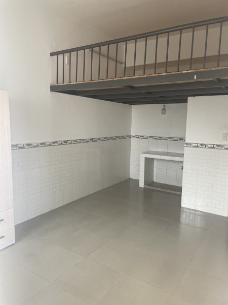 Phòng có gác, bancol full ntcb ngay đh Công Thương, 30m2