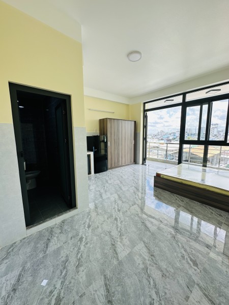 CĂN HỘ BAN CÔNG-RỘNG RÃI-THOÁNG MÁT-FULL NỘI THẤT Q7, 35m2