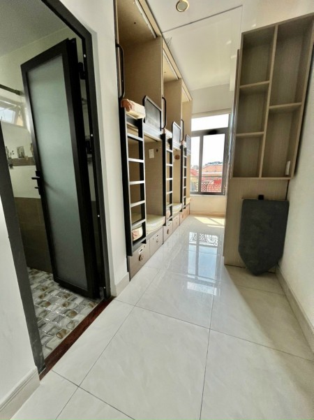 Cho thuê SleepBox ( Nam ) ngay Đại học Văn Lang CS2 - Bình Thạnh, 35m2