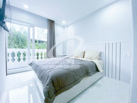 Căn Hộ Cao Cấp ban công full NT Phú Mỹ Hưng Q7 gần TDT_RMIT_SCVIVO, 30m2
