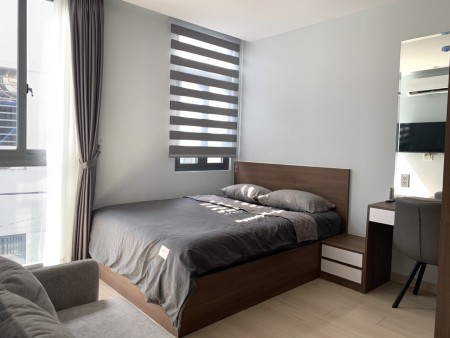 CHDV STUDIO TÁCH BẾP CỬA SỔ LỚN GẦN PHỐ BÙI VIỆN QUẬN 1, 35m2