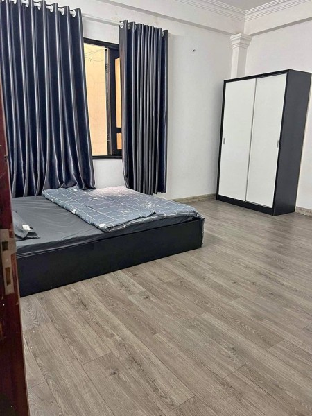 CHO THUÊ CĂN HỘ STUDIO FULL NỘI THẤT Ở GẦN VÒNG XOAY LĂNG CHA CẢ, 35m2