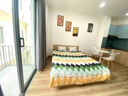 Trống lại phòng bancol riêng thoáng gần bệnh viện Ung Bướu - Bình Thạnh, 30m2