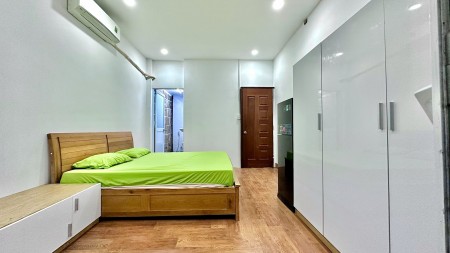 STUDIO 1 PHÒNG NGỦ TÁCH BẾP FULL NỘI THẤT CÓ SÂN SAU ngay TT Q7, 30m2