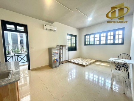 CHDV 30m2 Bancon Full Nội Thất Quận 7 - KCX Tân Thuận, UFM, NTTU, 30m2