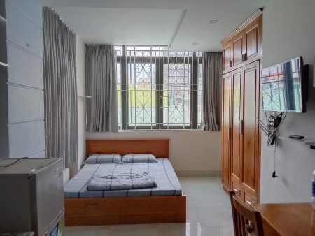 Quận 3 căn hộ Studio cửa sổ rộng thoáng gần chợ vòng xoay dân chủ, 30m2