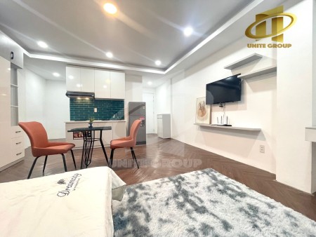 STUDIO full nội thất siêu sang nằm ở đường Trần Trọng Cung, 40m2