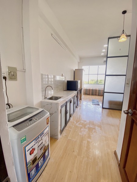 Trống sẵn căn hộ 1PN ban công_Quận5_gần UEH_đh y dược, 35m2