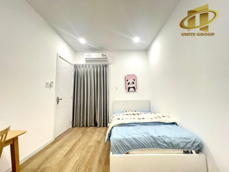 Căn hộ 1 Phòng ngủ ngay đường Lý Phục Man gần UFM, NTT, đại học Luật, 40m2