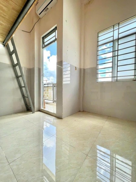 CĂN HỘ DUPLEX Rộng 32m2 NỘI THẤT CƠ BẢN - TRƯỜNG CHINH, P14, TB, 32m2