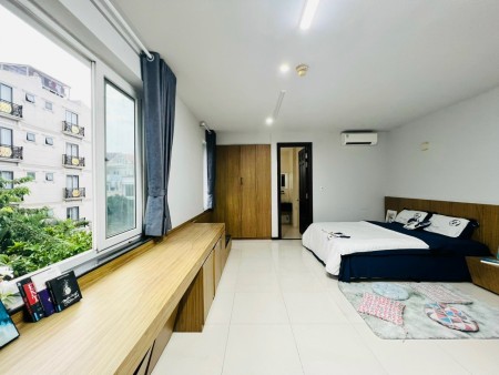 STUDIO FULL NỘI THẤT CÓ CỬA SỔ RỘNG NGAY KHU TRUNG TÂM Q7 SÁT VIVO RMIT, 35m2