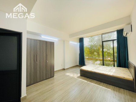 Căn hộ bancol full nội thất ngay Etown Cộng Hòa - Tân Bình, 30m2